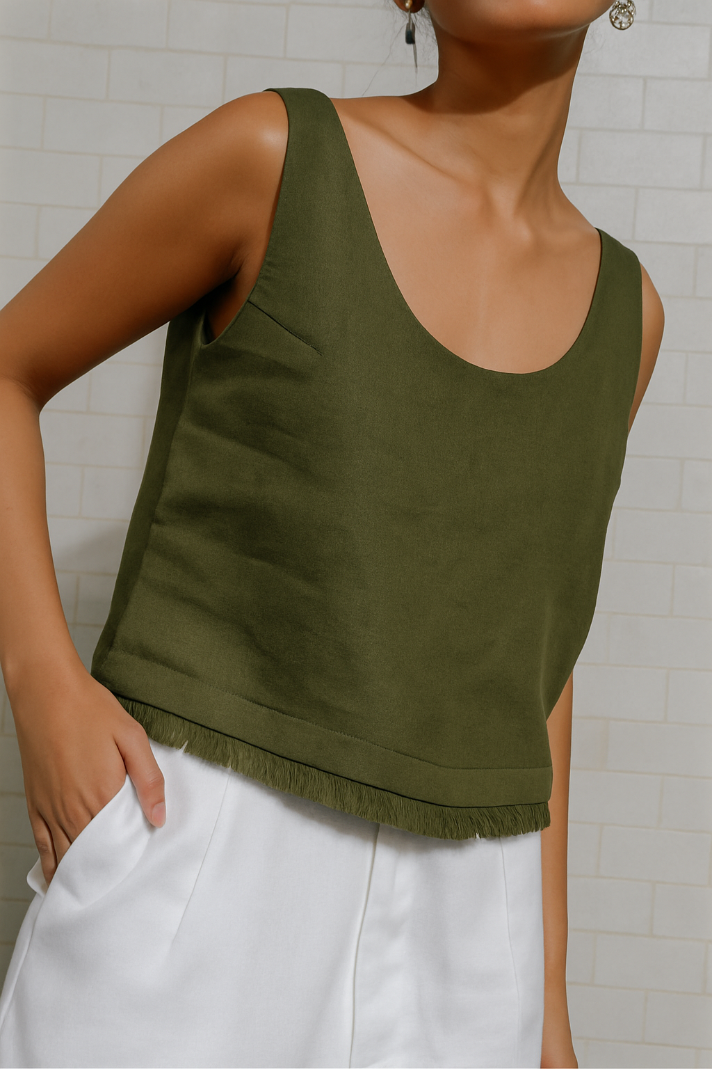 FRINGE HEM TOP