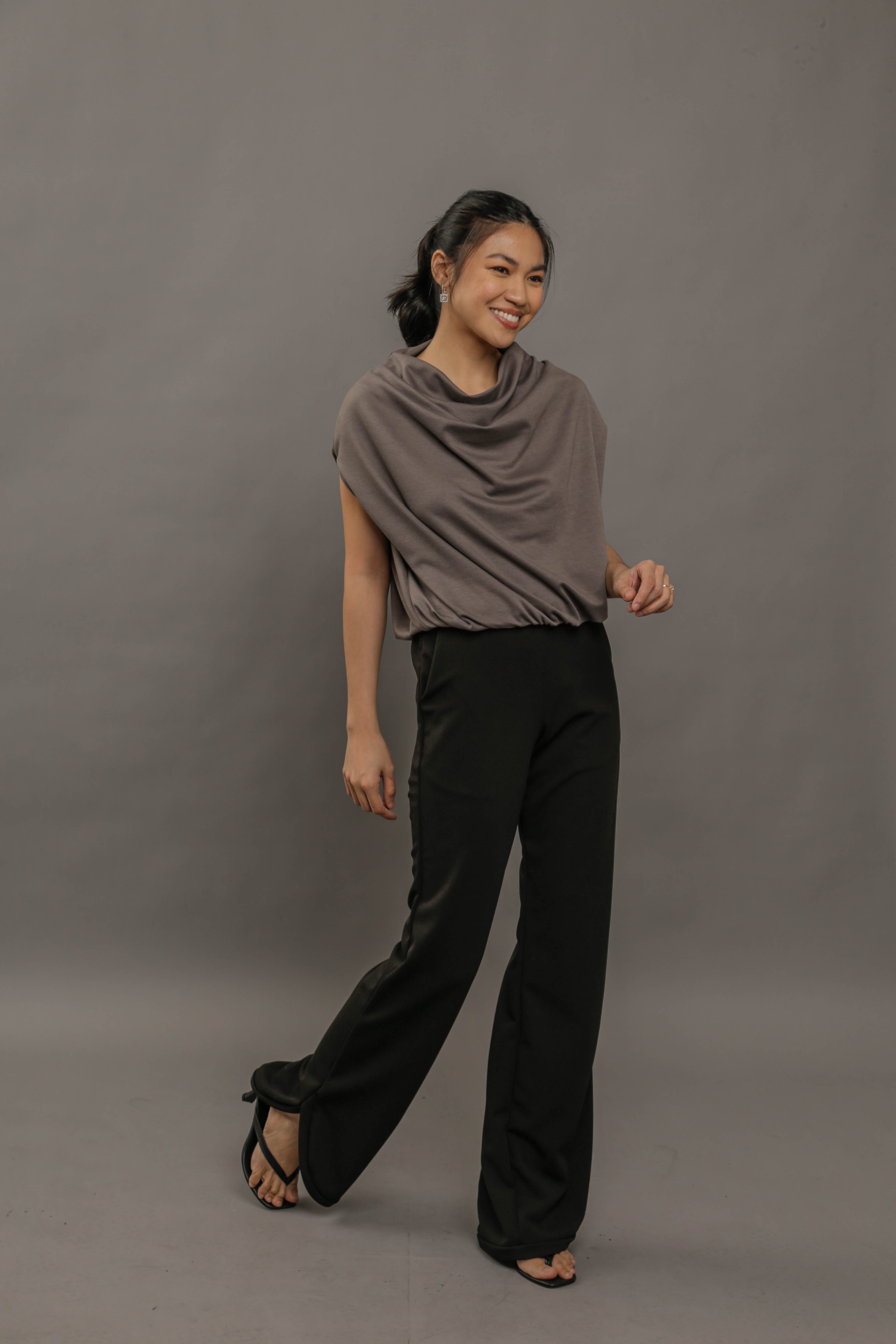 SIDE SLIT FLARE PANTS