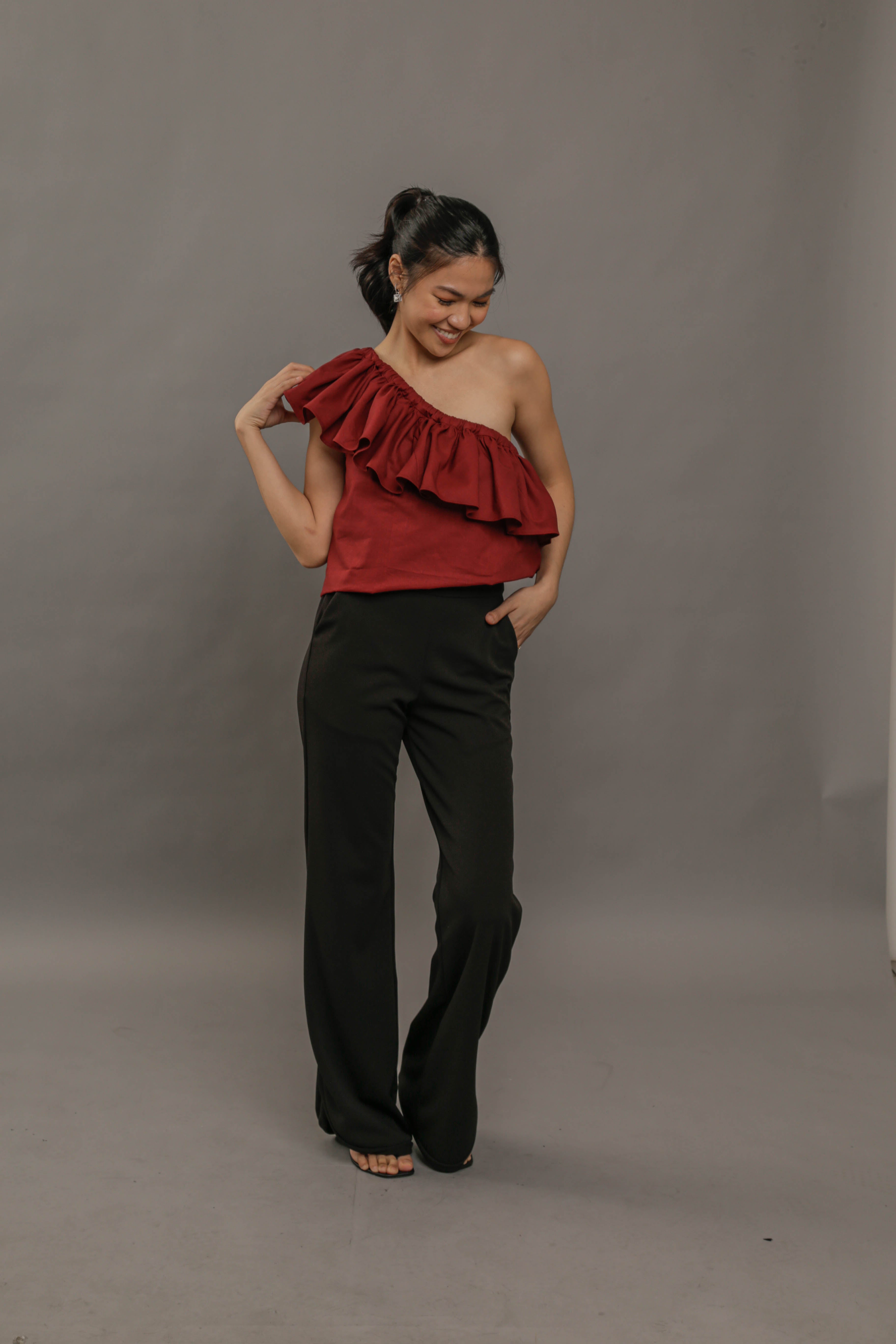 SIDE SLIT FLARE PANTS